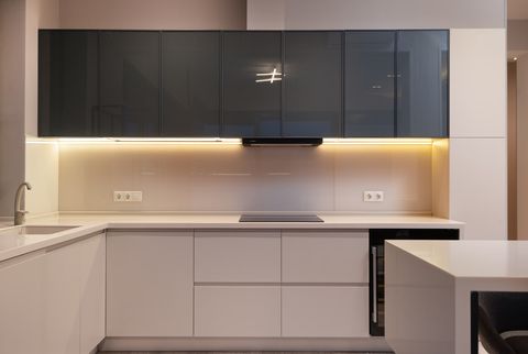Чем принципиально отличается KNX от беспроводных протоколов?