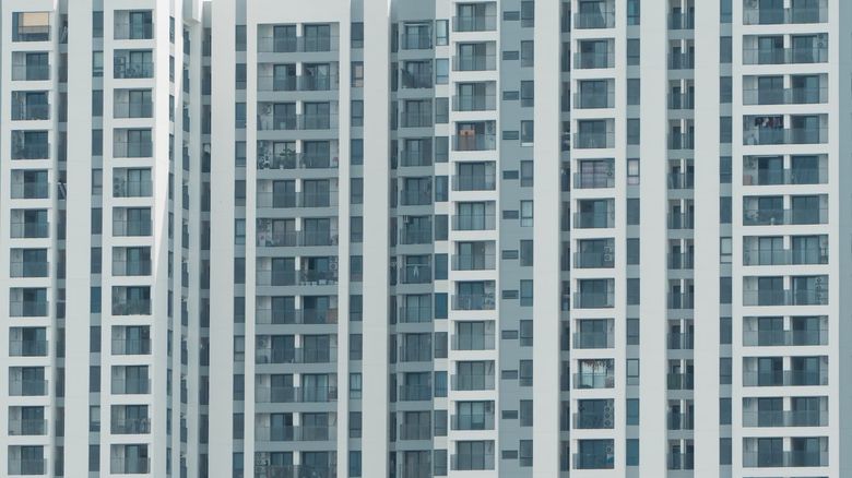 Как замена окон влияет на фасад и гарантию застройщика?